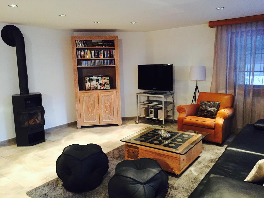 Apartamento Haus Ares Zermatt Habitación foto